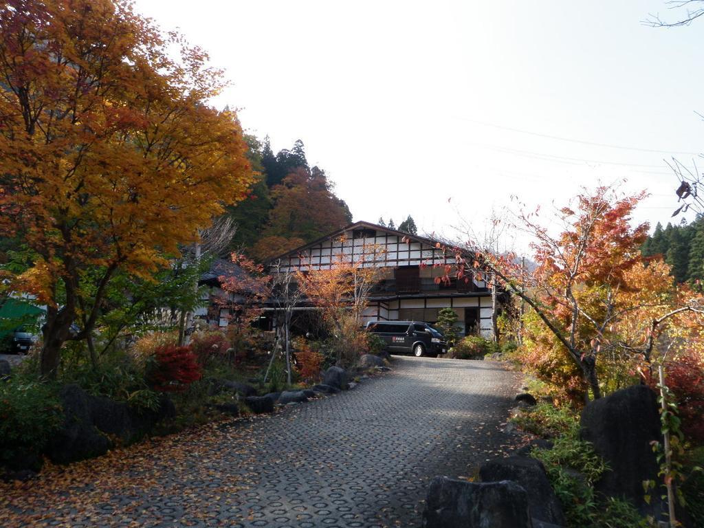 Hotel Kaikake Onsen Yuzawa  Esterno foto