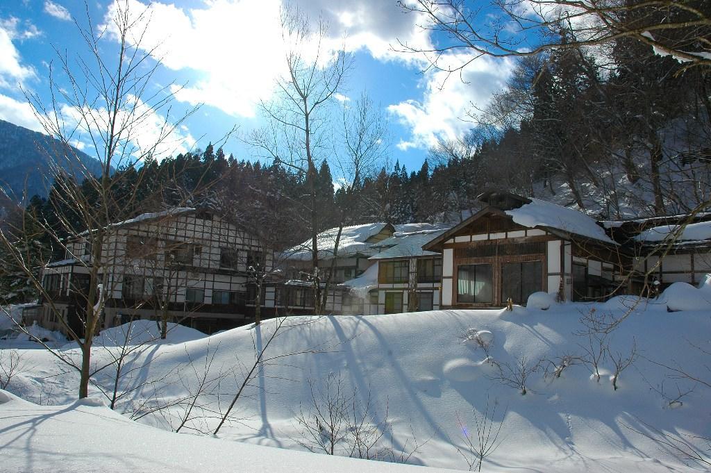 Hotel Kaikake Onsen Yuzawa  Esterno foto